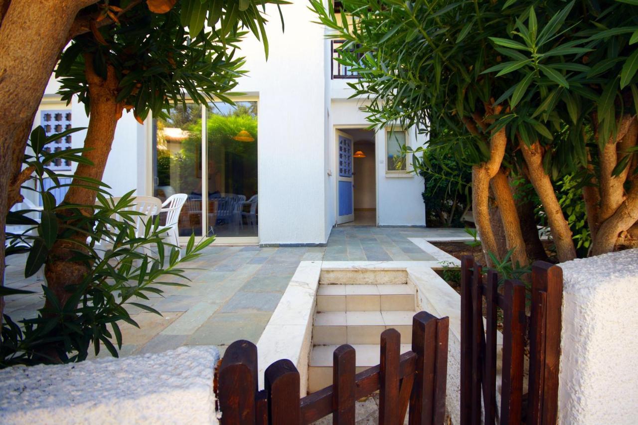 Resitour - Paphos Gardens Lägenhet Exteriör bild